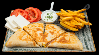 Omlet tortilja + POMFRIT