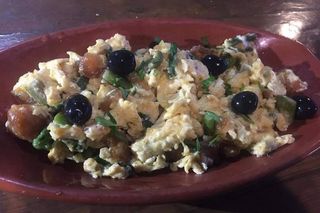 Ovos com Farinheira e Espargos
