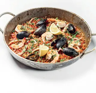 Паэлья с морепродуктами (1кг)