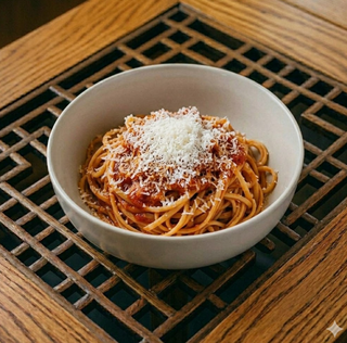 Pasta al pomodoro e cacioricotta