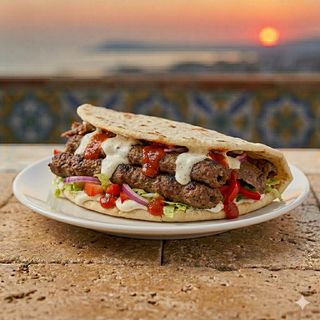 Piadina, carne, verdure, salse