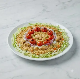 Piatto con riso al pollo