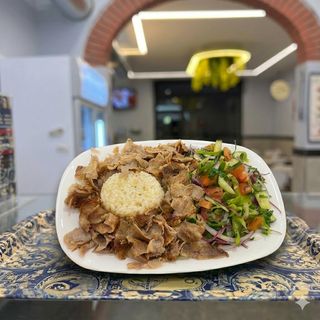Piatto doner kebap