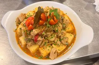 Picado de Atum e Milho Frito