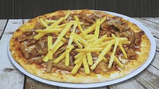 Pizza kebab - con patatine