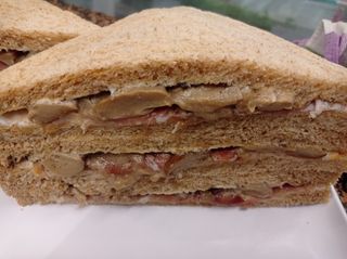 Prosciutto crudo, tartufo, funghi porcini e maionese