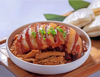 115笋干扣肉Pancetta brasata con germogli bambù