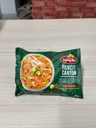 Pancit canton calamansi flavour chowmein noodles