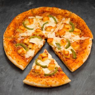 Paneer Tikka Pizza