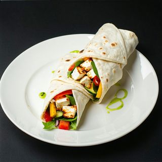 Paneer Veg Cut Roll