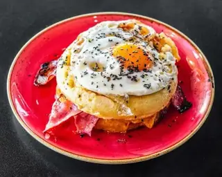 Panqueca de Bacon e Ovo