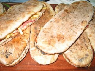 Panuozzo salsiccia e friarielli