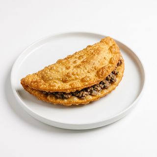Panzerotto fritto di carne