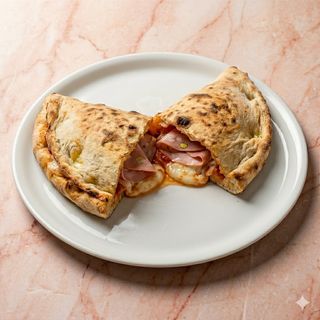 Panzerotto al forno con mortadella