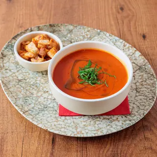 Paradajz čorba sa croutonima