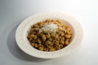 Pasta sa puretinom
