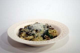 Pasta špinat, gljive