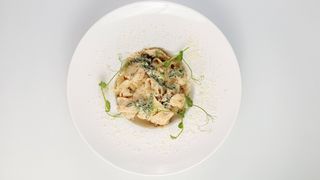 Паста фетучини с курицей и шпинатом (320г)