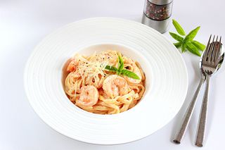 Паста с креветками (300г)