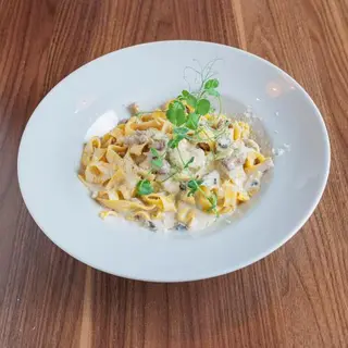 Penne sa šumskim pečurkama