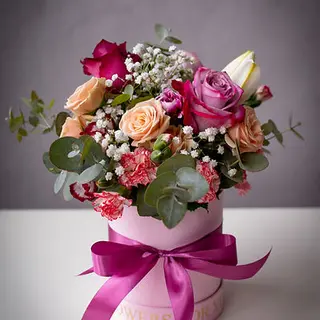 Pink box medium