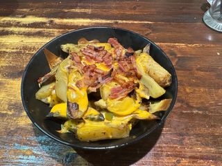 Patate cheddar e bacon