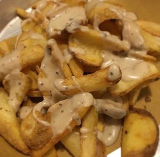 Patate, cacio e pepe