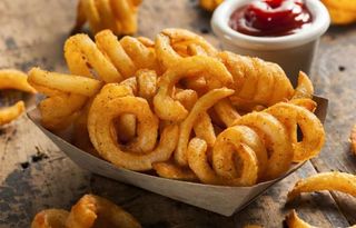 Patatine fritte curly