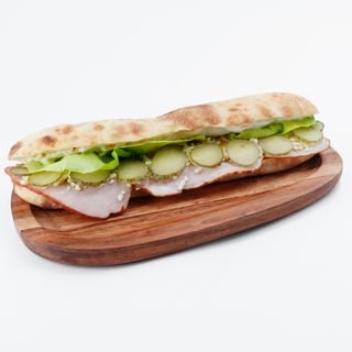 Sendvič sa pečenicom