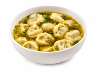 Пельмени с бульоном (400г)