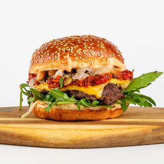 Pepper by Mate Janković burger