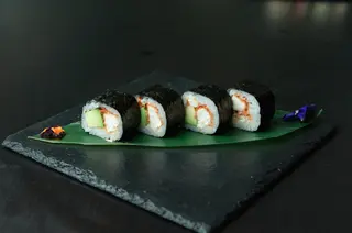 Futomaki de Frango