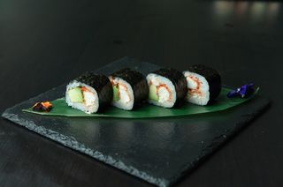 Futomaki de Frango