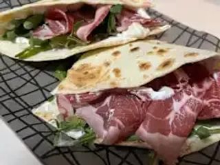 Piadina con coppa