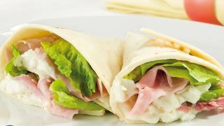 Piadina prosciutto cotto e mozzarella