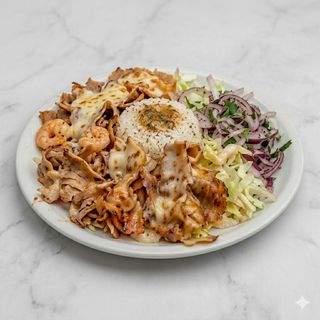Piatto kebap e riso