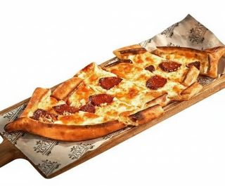 Пиде колбасой сужук (480г)