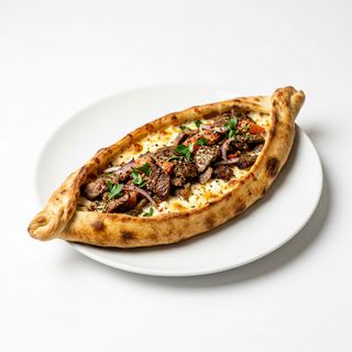 Pide con kebab