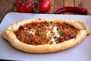 Пиде с говядиной (350г)