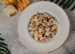 Pileća salata
