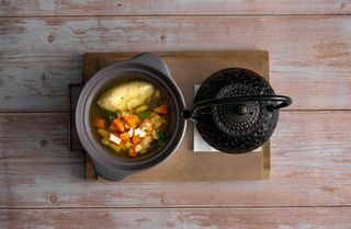  Pileća supa sa domaćim knedlama