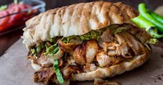 Pileći grill sendvič