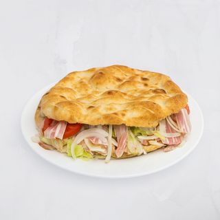 Piletina, sir, panceta grill u lepinji