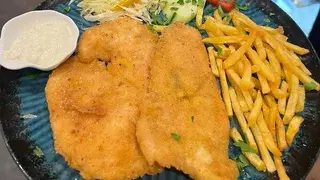 Piletina pohovana sa pomfritom