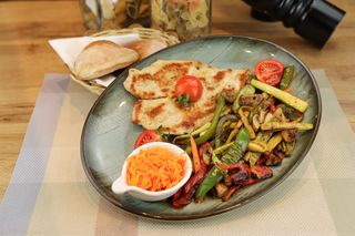 Piletina sa grilovanim povrćem