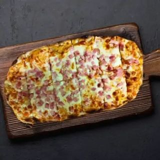 Pizza Amatriciana