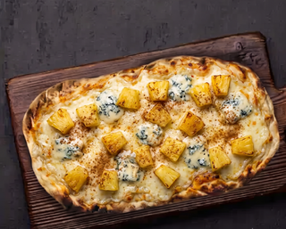 Pizza Especial de Ananás e Gorgonzola
