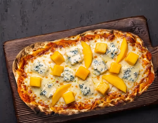Pizza Especial de Manga e Gorgonzola