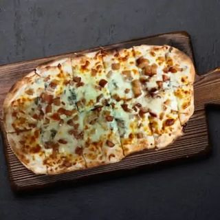 Pizza de Pêra e Gorgonzola