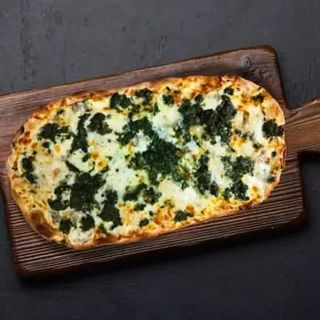 Pizza de Spinaci e Gorgonzola